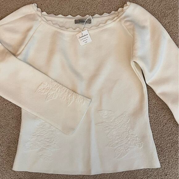 Stellaluna Knit Off Shoulder Sweater Womens Medium Ivory Raised 3D Floral NWT - Picture 12 of 12
